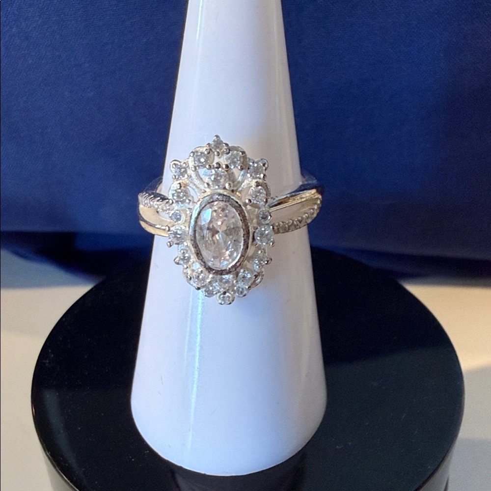 Elegant Silver Oval Halo Ring